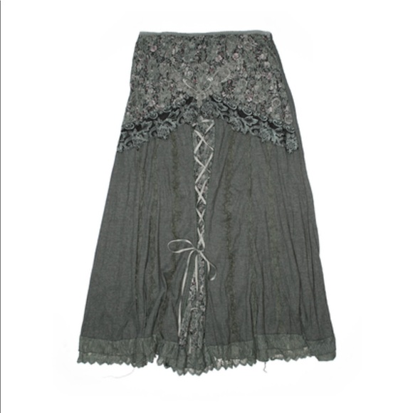 Pretty Angel Dresses & Skirts - Pretty Angel Skirt size L excellent condition